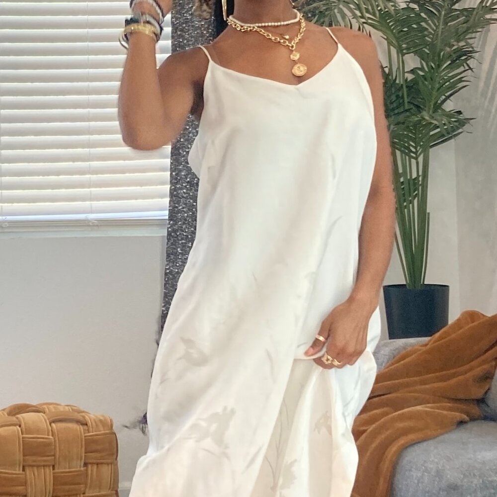 Rena Rowe Petite Off White Double Lined Laced Detail Maxi Dress